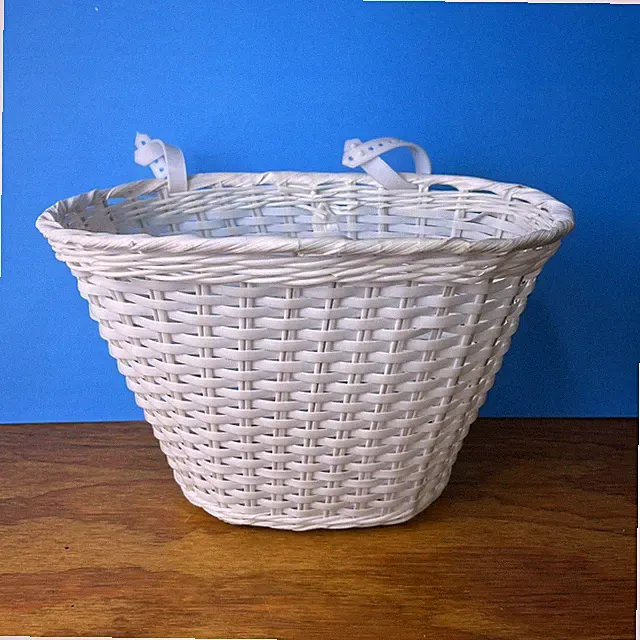 BICYCLE BASKET FOR GIRLS / BOYS BIKES FITS SCHWINN MURRAY & MANY OTHERS NEW